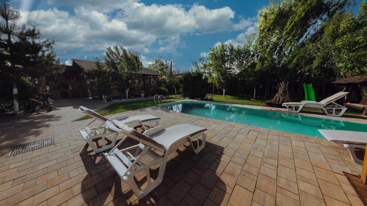 Casuta De Sub Deal - Ciubar Si Piscina Villa Magura  Dış mekan fotoğraf